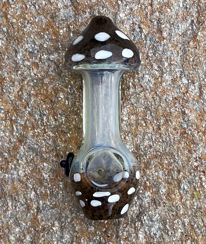 Collectible 4.5 ” Fumed Glass Handmade Mushroom Hand Pipe – Mocha