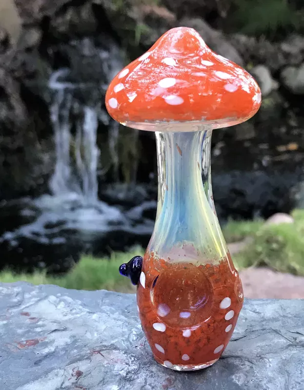 Collectible 4.5 ” Fumed Glass Handmade Mushroom Hand Pipe – Orangina