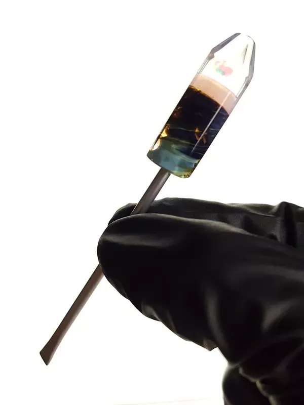 INFINITE – Flat Head Titanium Dabber w/ Faceted Glass Handle – #4